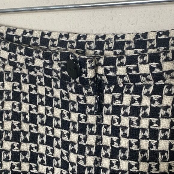 Vintage Talbots 100% Italian Wool Lined Houndstooth Pencil Skirt Women's Size 12 - Picture 3 of 13